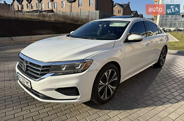 Седан Volkswagen Passat 2021 в Виннице