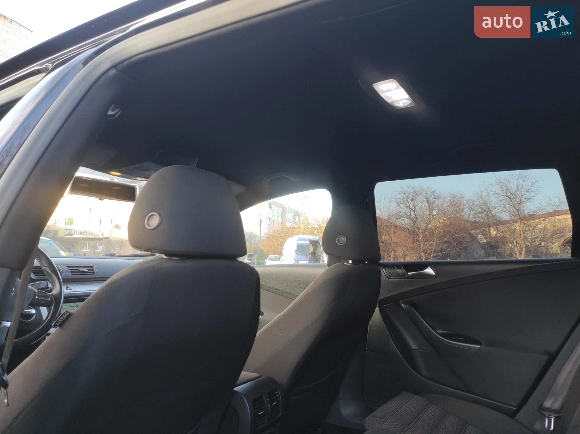 2010 Volkswagen Passat - мініатюра 10