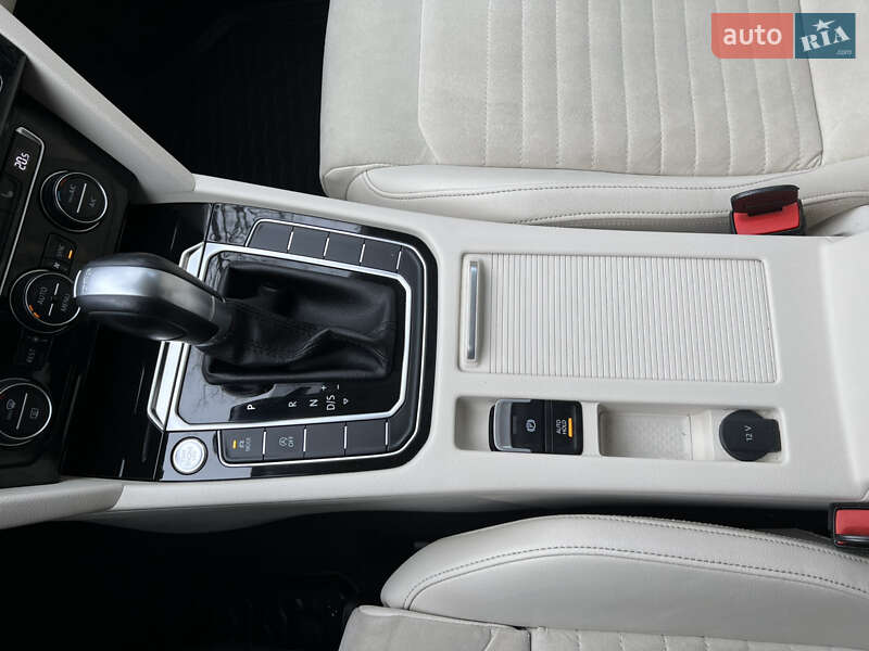 Седан Volkswagen Passat 2017 в Трускавці фото 64 Седан Volkswagen Passat 2017 в Трускавці