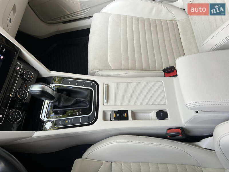 Седан Volkswagen Passat 2017 в Трускавці фото 109 Седан Volkswagen Passat 2017 в Трускавці