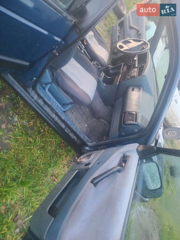 Універсал Volkswagen Passat 1990 в Торчині