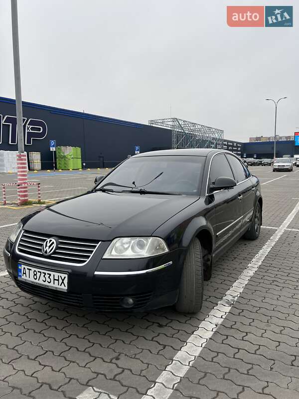 Седан Volkswagen Passat 2004 в Ивано-Франковске