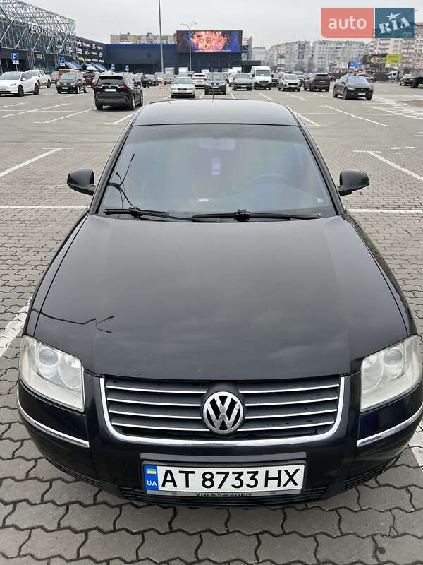 Седан Volkswagen Passat 2004 в Ивано-Франковске