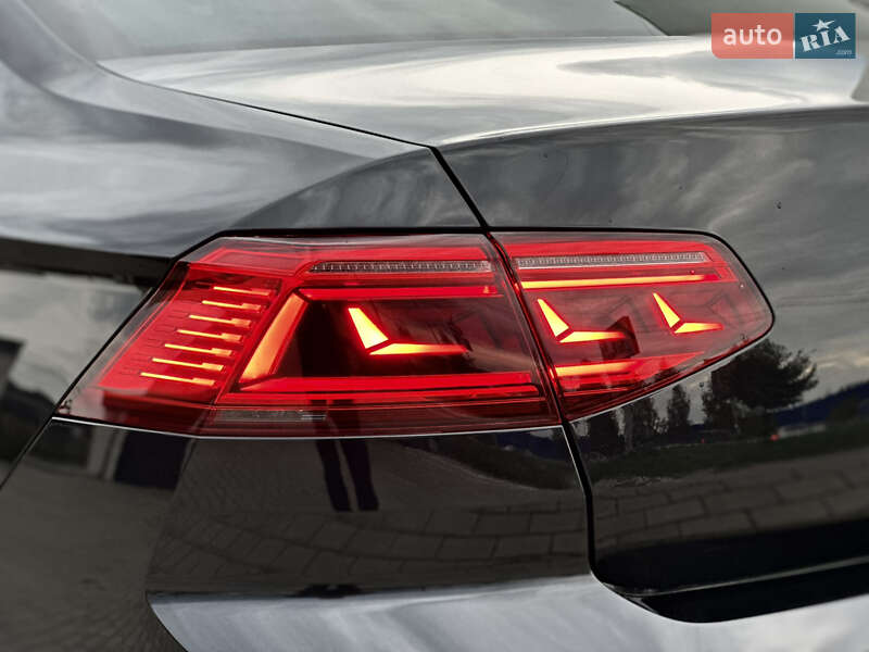 Седан Volkswagen Passat 2021 в Рівному фото 30 Седан Volkswagen Passat 2021 в Рівному