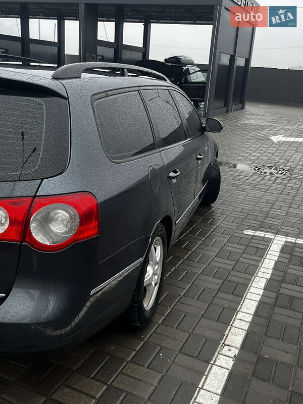 Універсал Volkswagen Passat 2009 в Києві