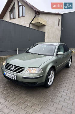 Седан Volkswagen Passat 2001 в Черновцах