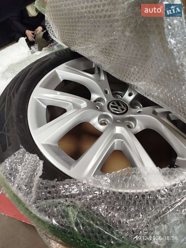 Универсал Volkswagen Passat 2010 в Черкассах