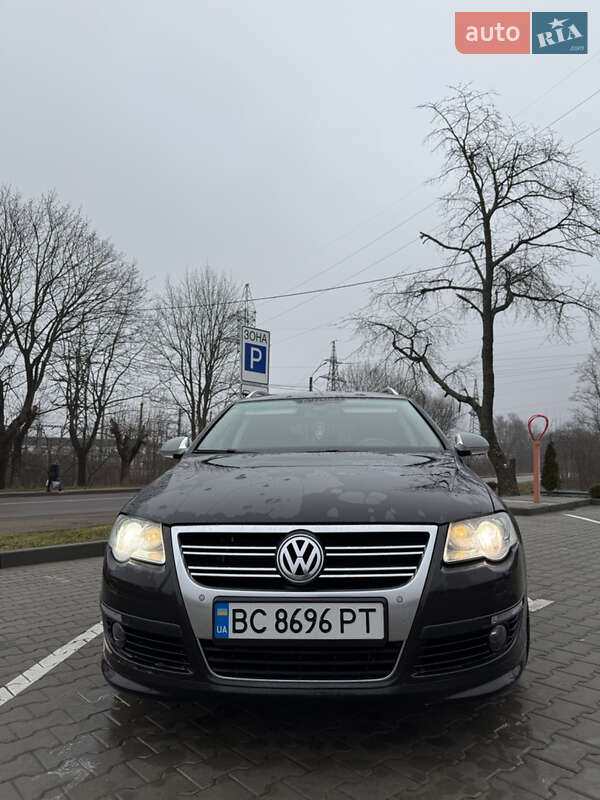 Универсал Volkswagen Passat 2010 в Львове