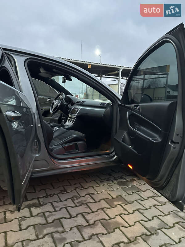 Седан Volkswagen Passat 2006 в Любомлі