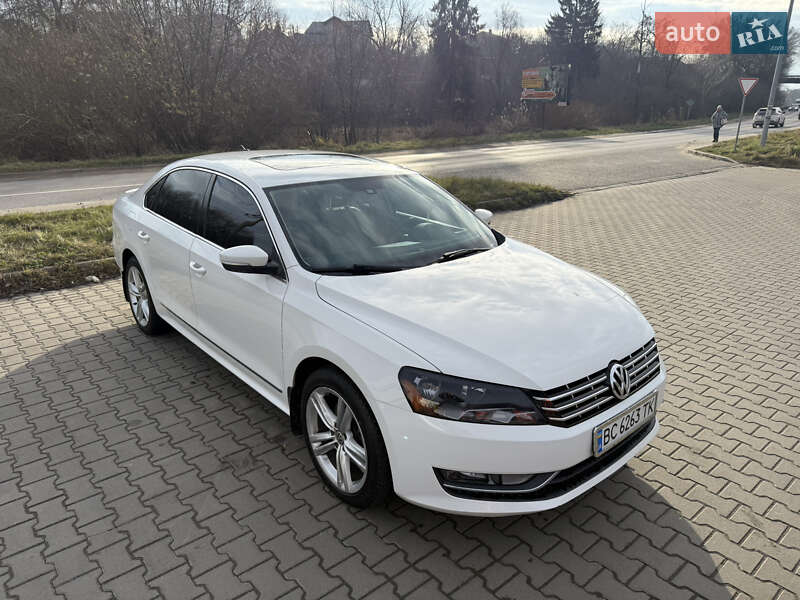 Седан Volkswagen Passat 2014 в Львові