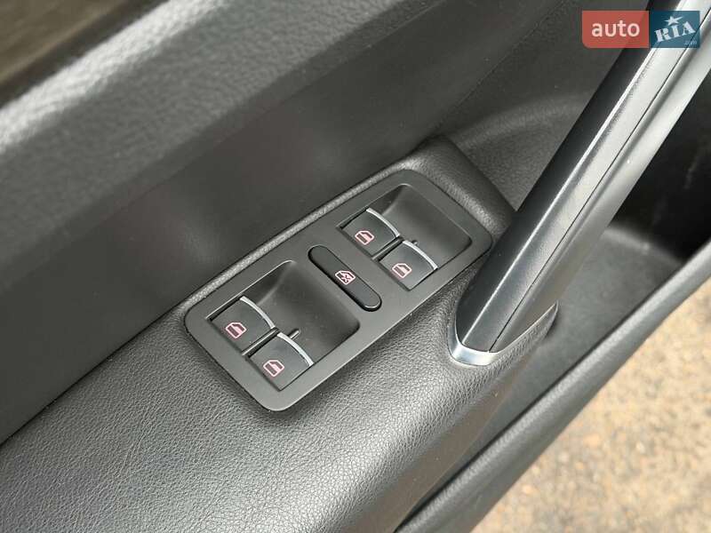 Седан Volkswagen Passat 2016 в Кривому Розі