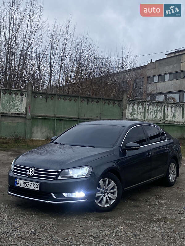 Volkswagen Passat 2011