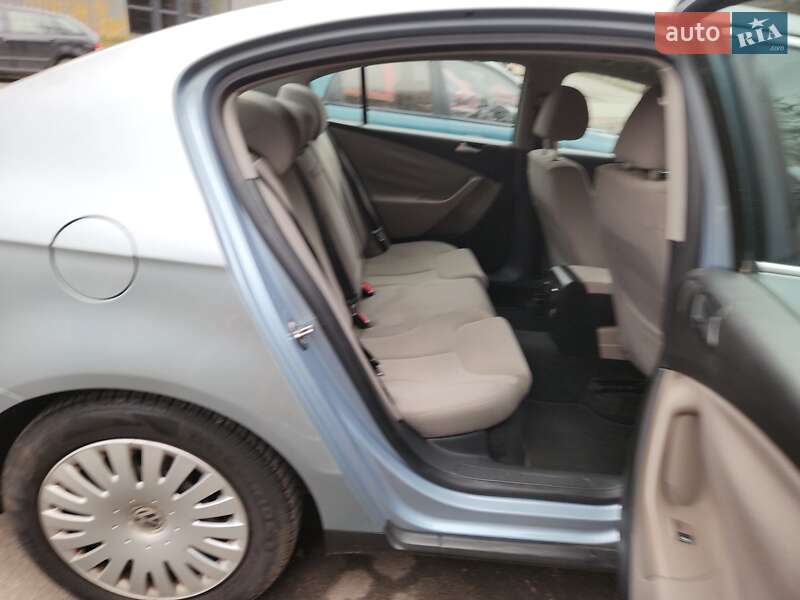 Седан Volkswagen Passat 2009 в Львові фото 38 Седан Volkswagen Passat 2009 в Львові