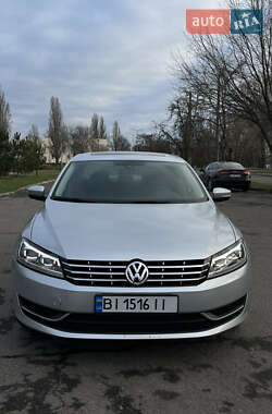 Седан Volkswagen Passat 2014 в Кременчуге