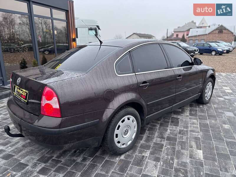 Седан Volkswagen Passat 2004 в Коломиї