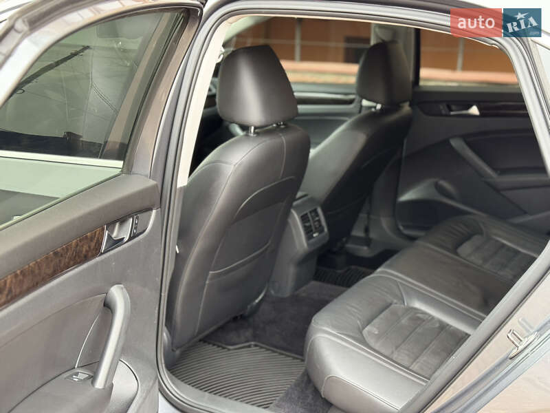 Седан Volkswagen Passat 2014 в Вінниці
