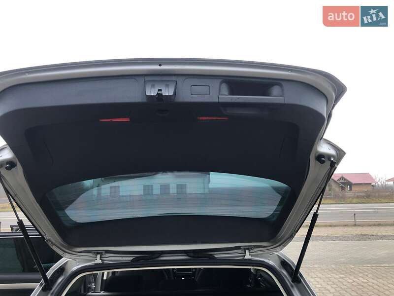 Універсал Volkswagen Passat 2015 в Тернополі