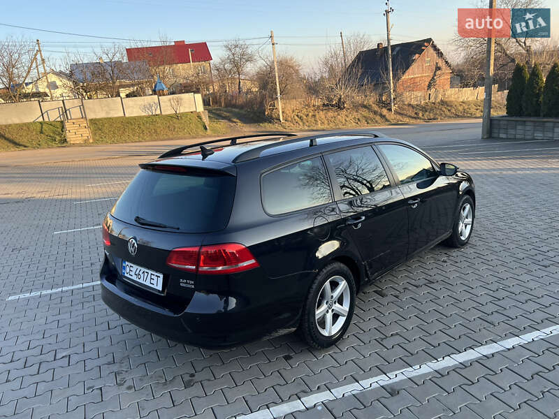 Седан Volkswagen Passat 2011 в Черновцах