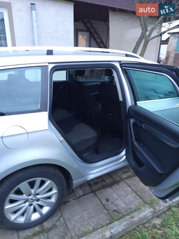 Універсал Volkswagen Passat 2011 в Шептицькому
