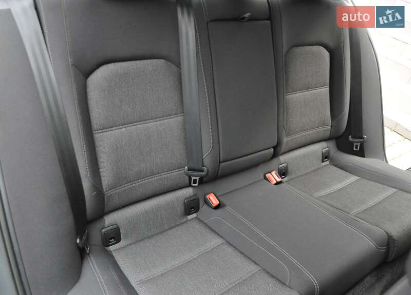 Седан Volkswagen Passat 2017 в Одесі фото 19 Седан Volkswagen Passat 2017 в Одесі