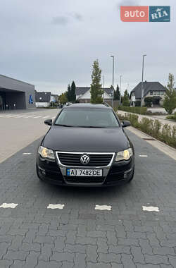 Универсал Volkswagen Passat 2005 в Сарнах