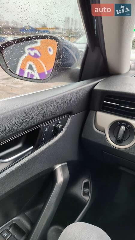 Седан Volkswagen Passat 2021 в Києві