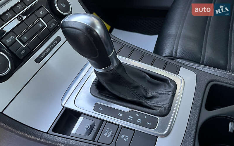 Універсал Volkswagen Passat 2011 в Стрию