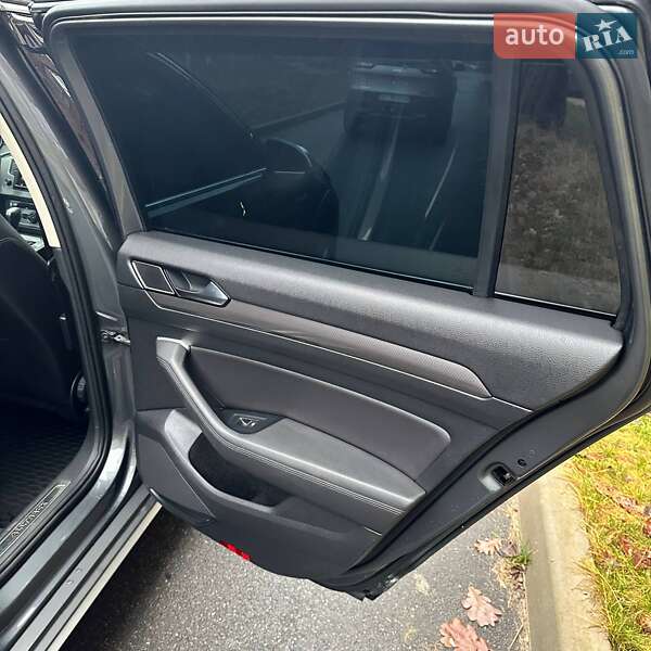 Универсал Volkswagen Passat 2015 в Чернигове