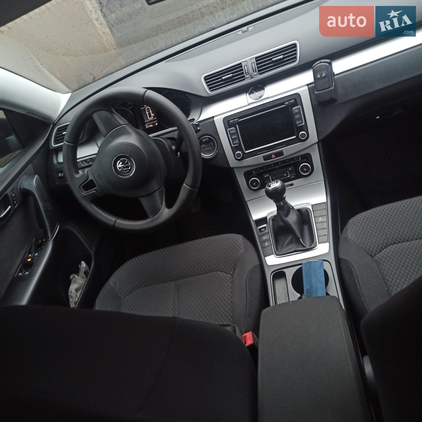 2011 Volkswagen Passat - мініатюра 2