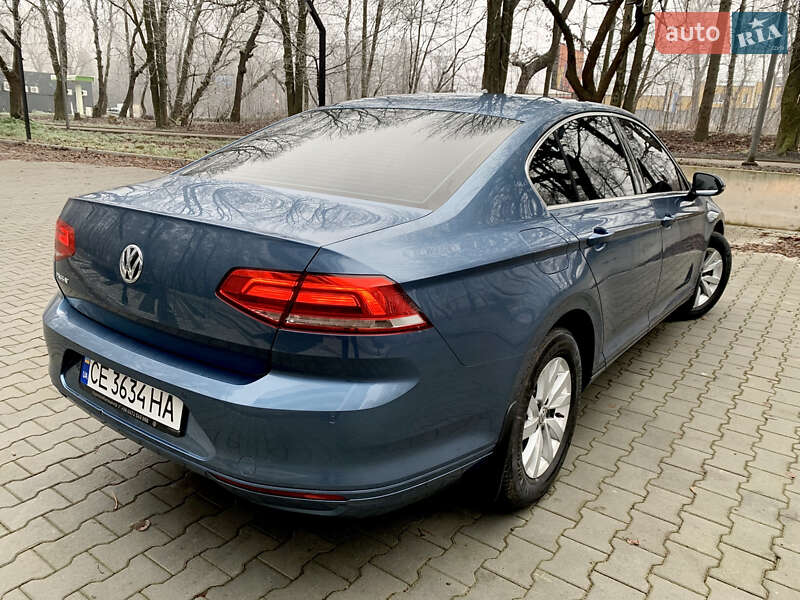 Седан Volkswagen Passat 2018 в Тернополі