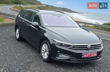 Універсал Volkswagen Passat 2022 в Бучі