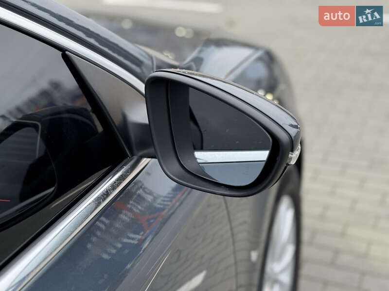 Седан Volkswagen Passat 2011 в Виннице