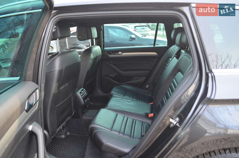 Універсал Volkswagen Passat 2017 в Києві