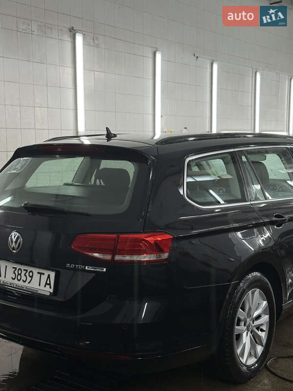 Універсал Volkswagen Passat 2016 в Києві