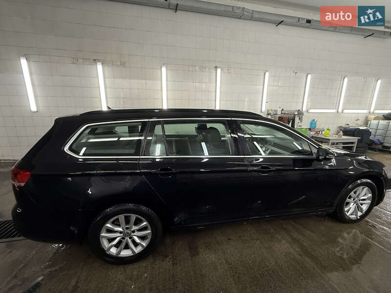 Універсал Volkswagen Passat 2016 в Києві