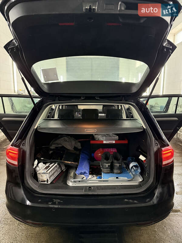 Універсал Volkswagen Passat 2016 в Києві