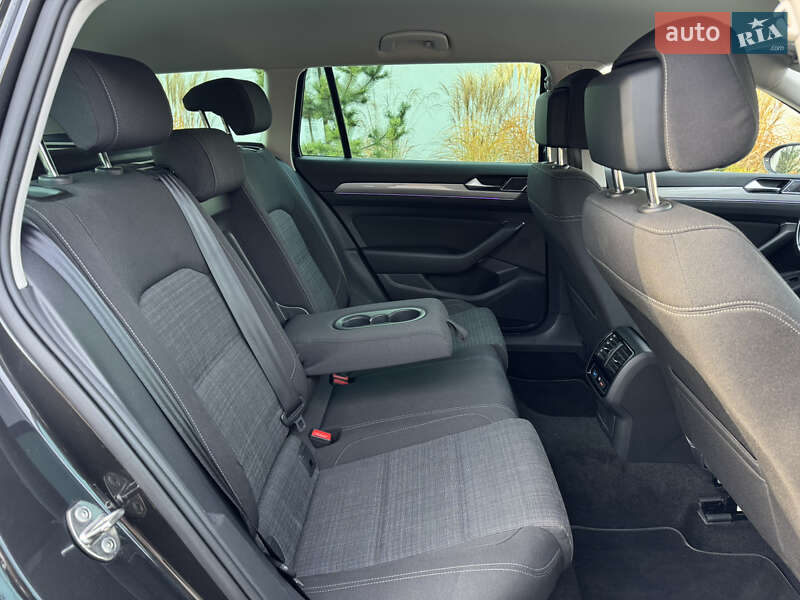 Універсал Volkswagen Passat 2020 в Луцьку фото 25 Універсал Volkswagen Passat 2020 в Луцьку