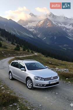 Универсал Volkswagen Passat 2011 в Сокале