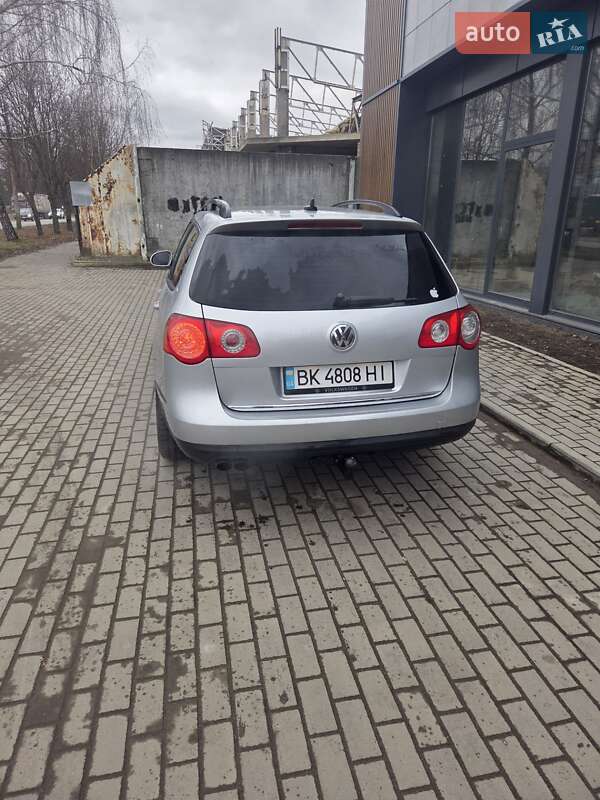 Универсал Volkswagen Passat 2008 в Березному