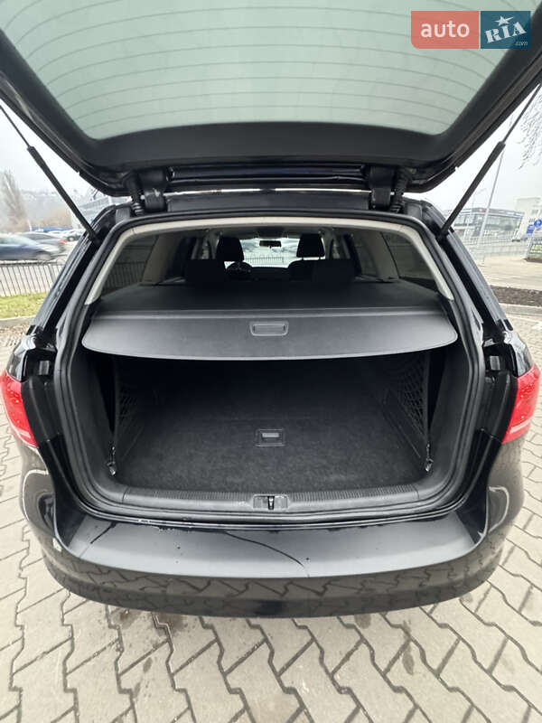 Универсал Volkswagen Passat 2013 в Киеве