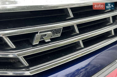 Седан Volkswagen Passat 2019 в Дрогобыче