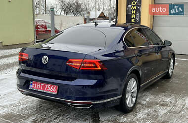 Седан Volkswagen Passat 2019 в Дрогобыче