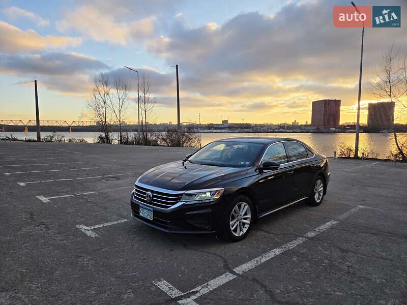 Седан Volkswagen Passat 2020 в Києві