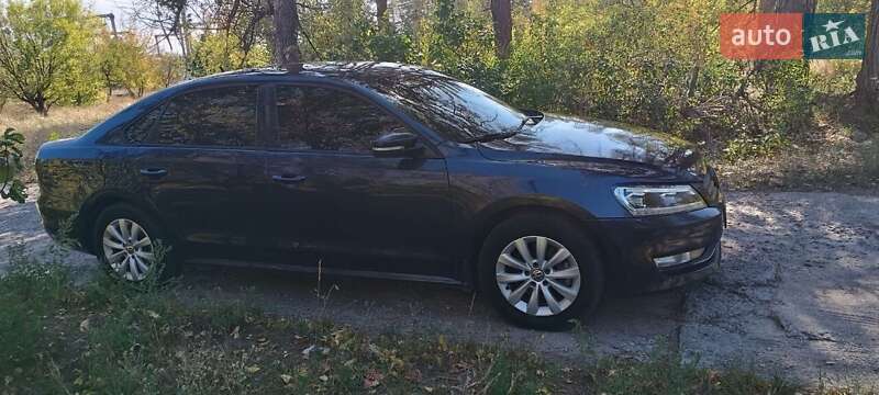 Седан Volkswagen Passat 2015 в Дніпрі фото 8 Седан Volkswagen Passat 2015 в Дніпрі