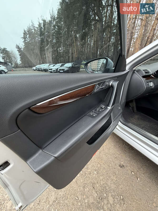 Седан Volkswagen Passat 2012 в Киеве