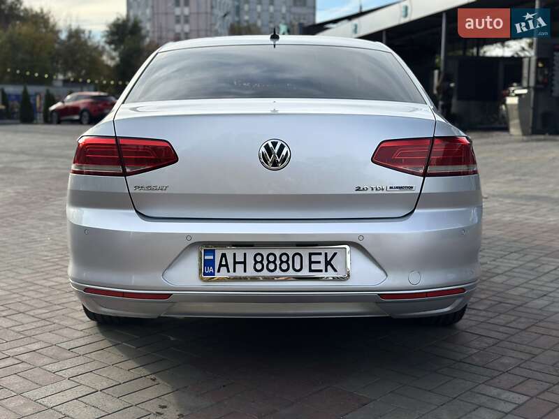 Седан Volkswagen Passat 2015 в Запорожье