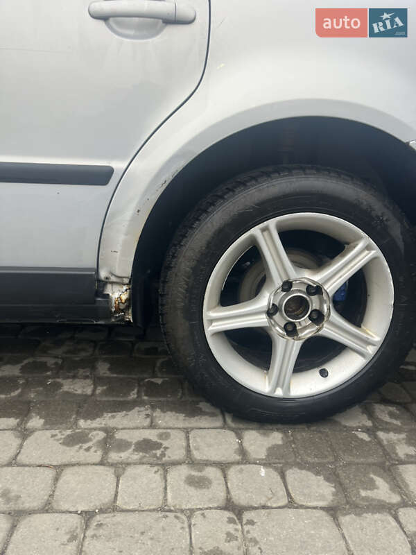 Седан Volkswagen Passat 1997 в Ковеле