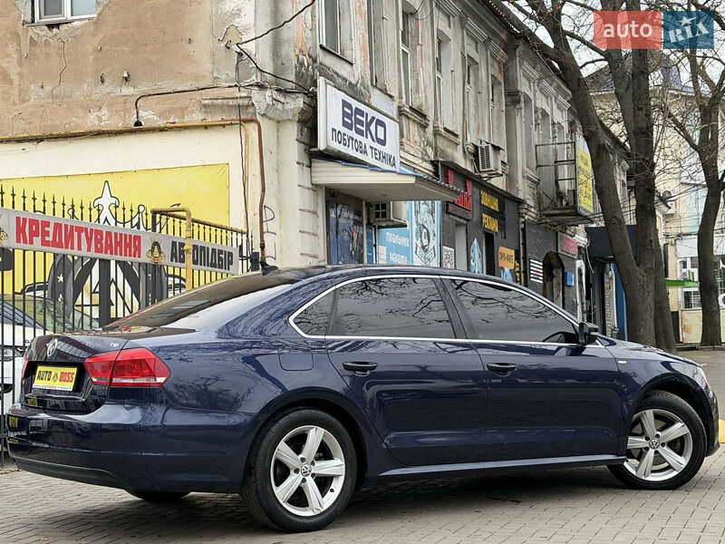 Седан Volkswagen Passat 2013 в Миколаєві
