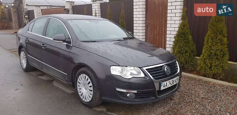 Седан Volkswagen Passat 2007 в Киеве