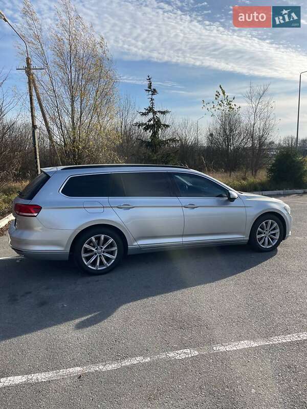 Универсал Volkswagen Passat 2016 в Звягеле